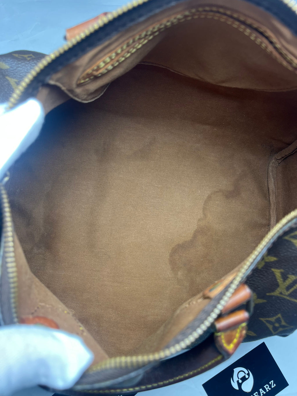 Louis Vuitton Speedy 30