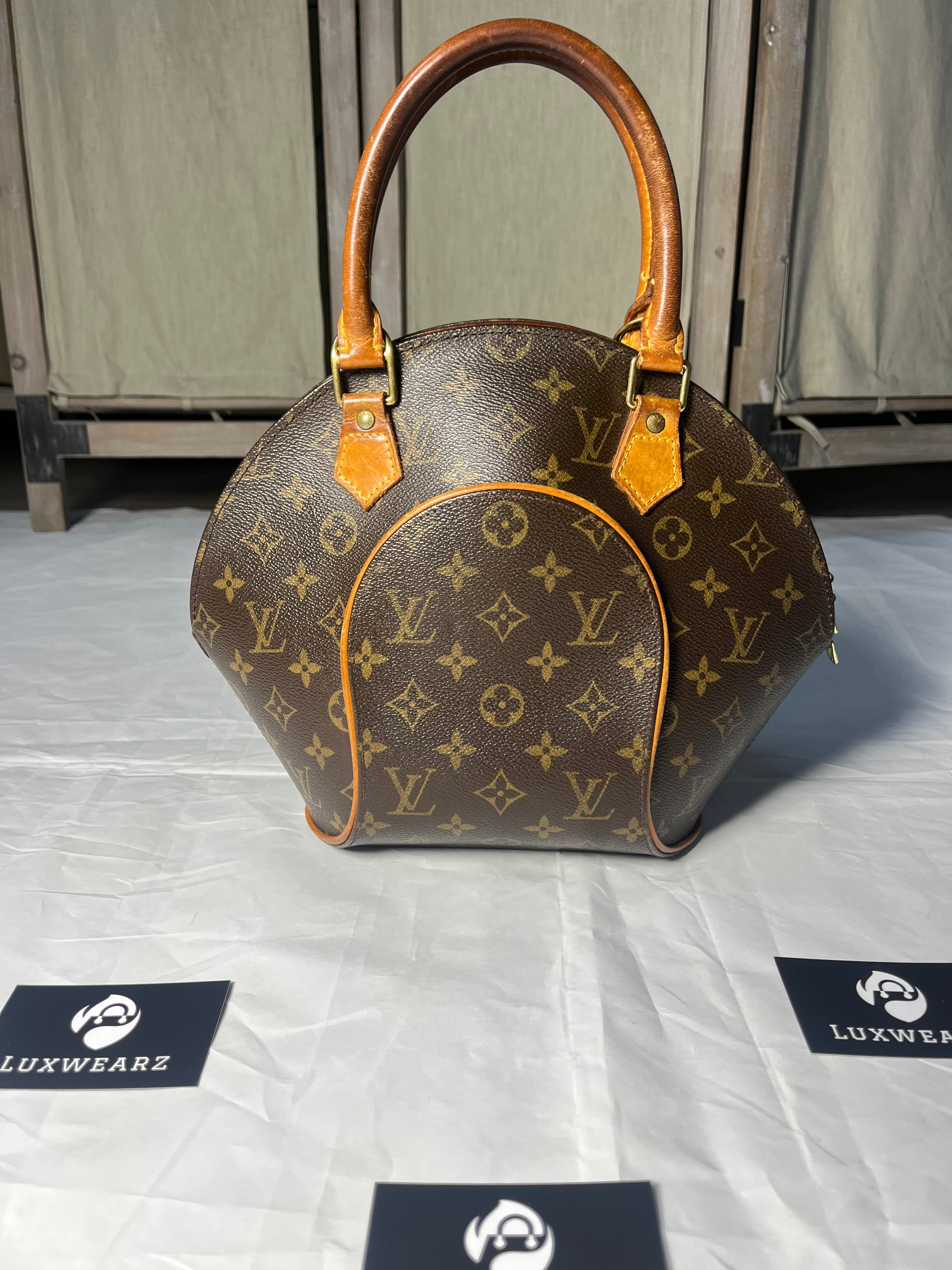 Louis Vuitton Ellipse PM