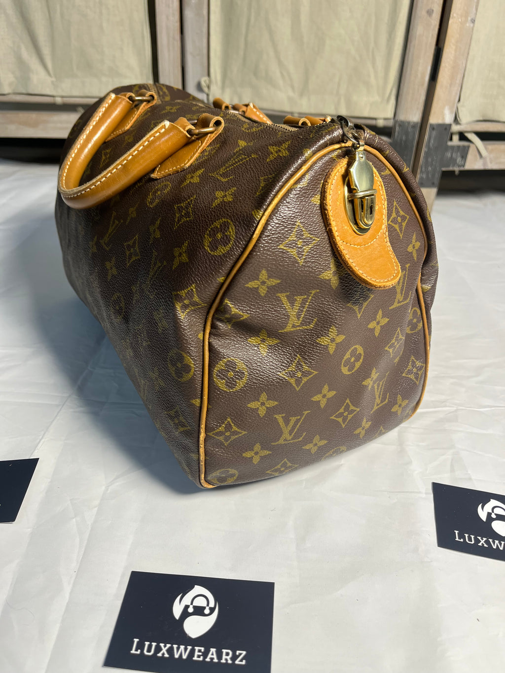 Louis Vuitton Speedy 35