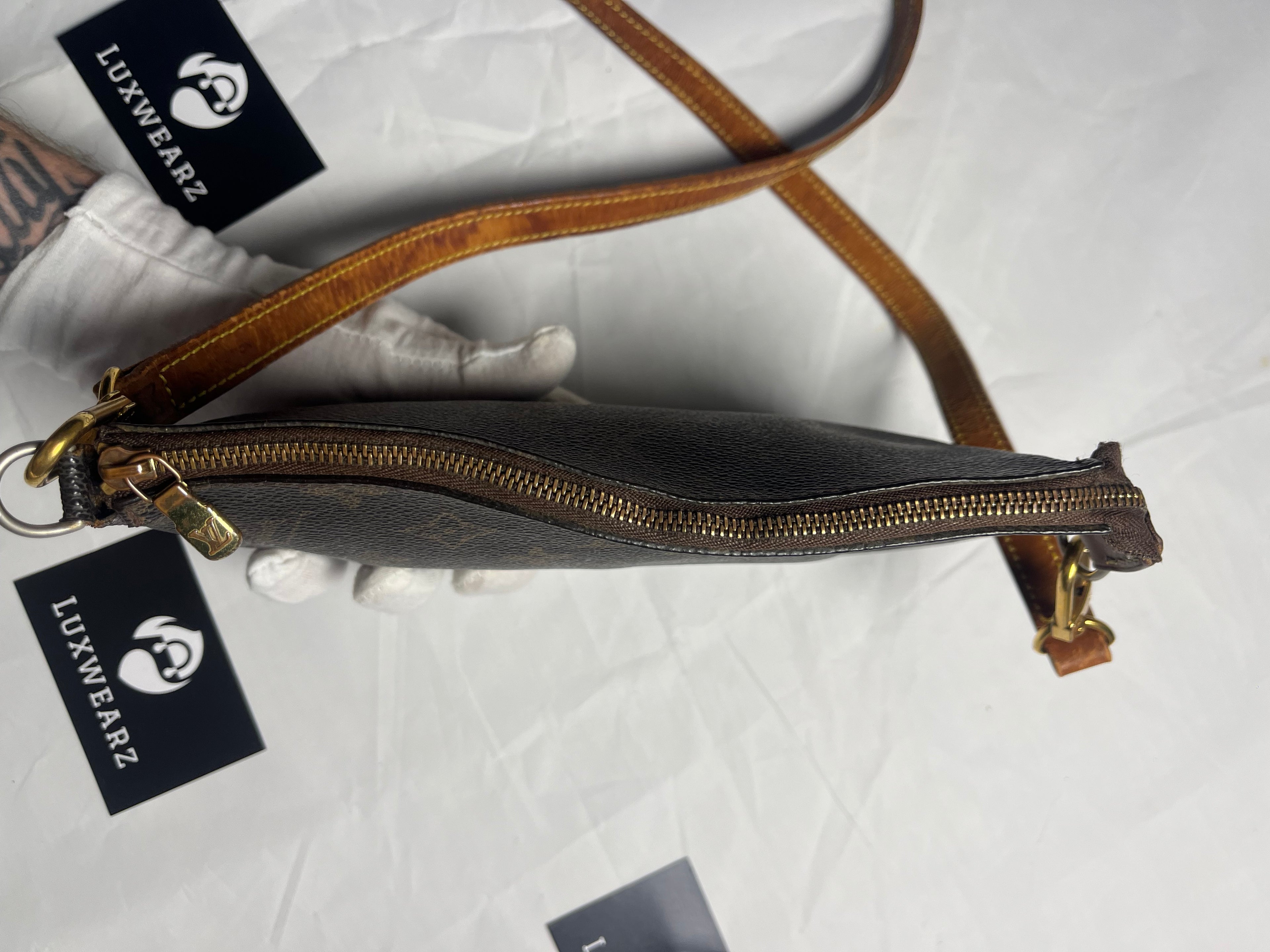 Louis Vuitton Pochette