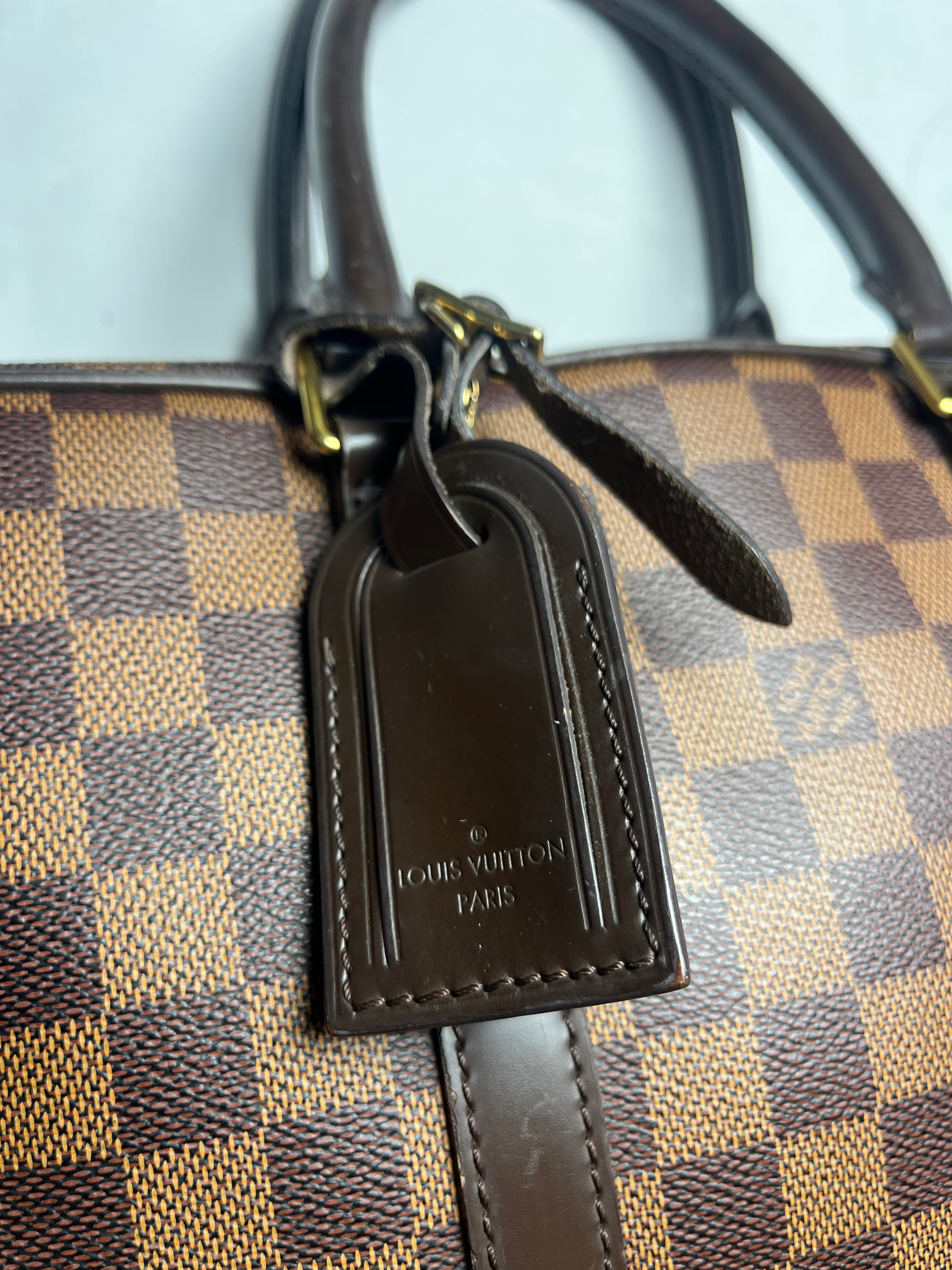 Louis Vuitton Damier Document Voyage
