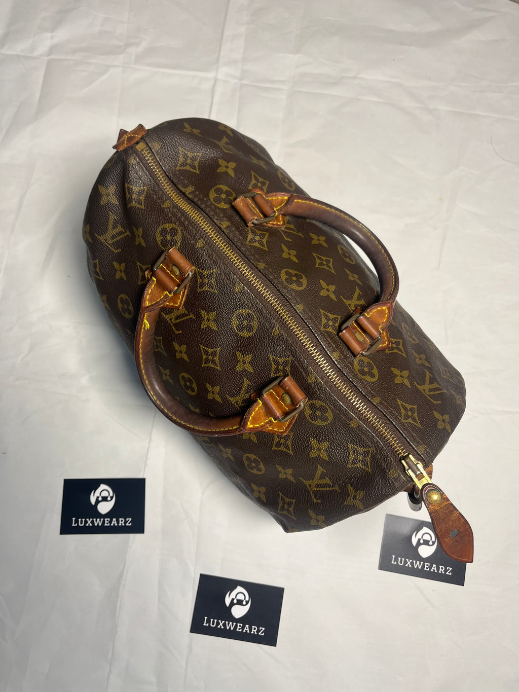 Louis Vuitton Speedy 30