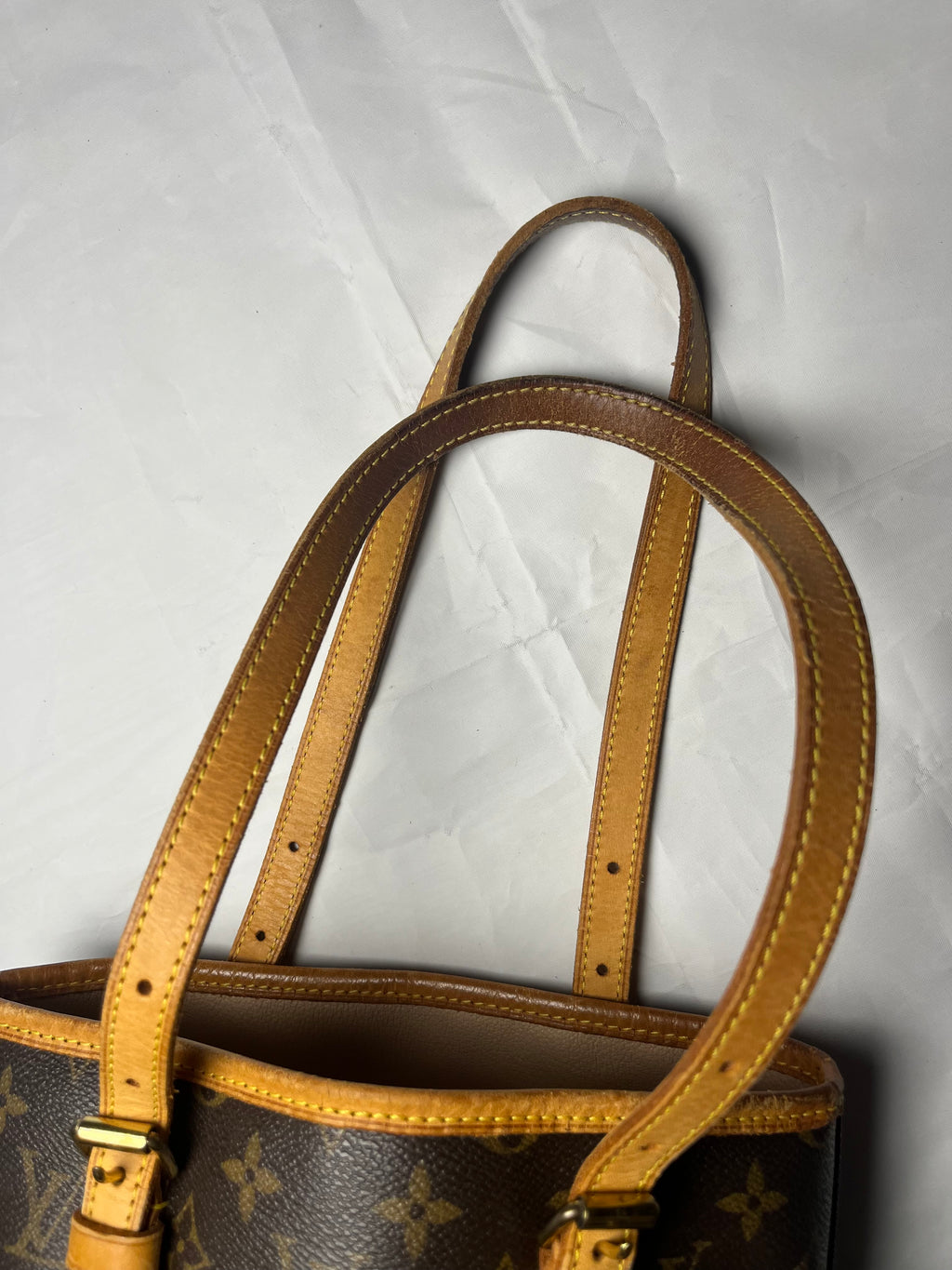 Louis Vuitton Bucket Mini