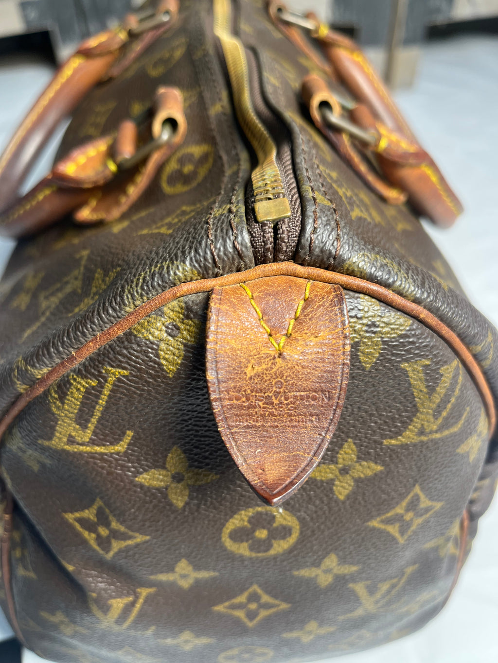 Louis Vuitton Speedy 30