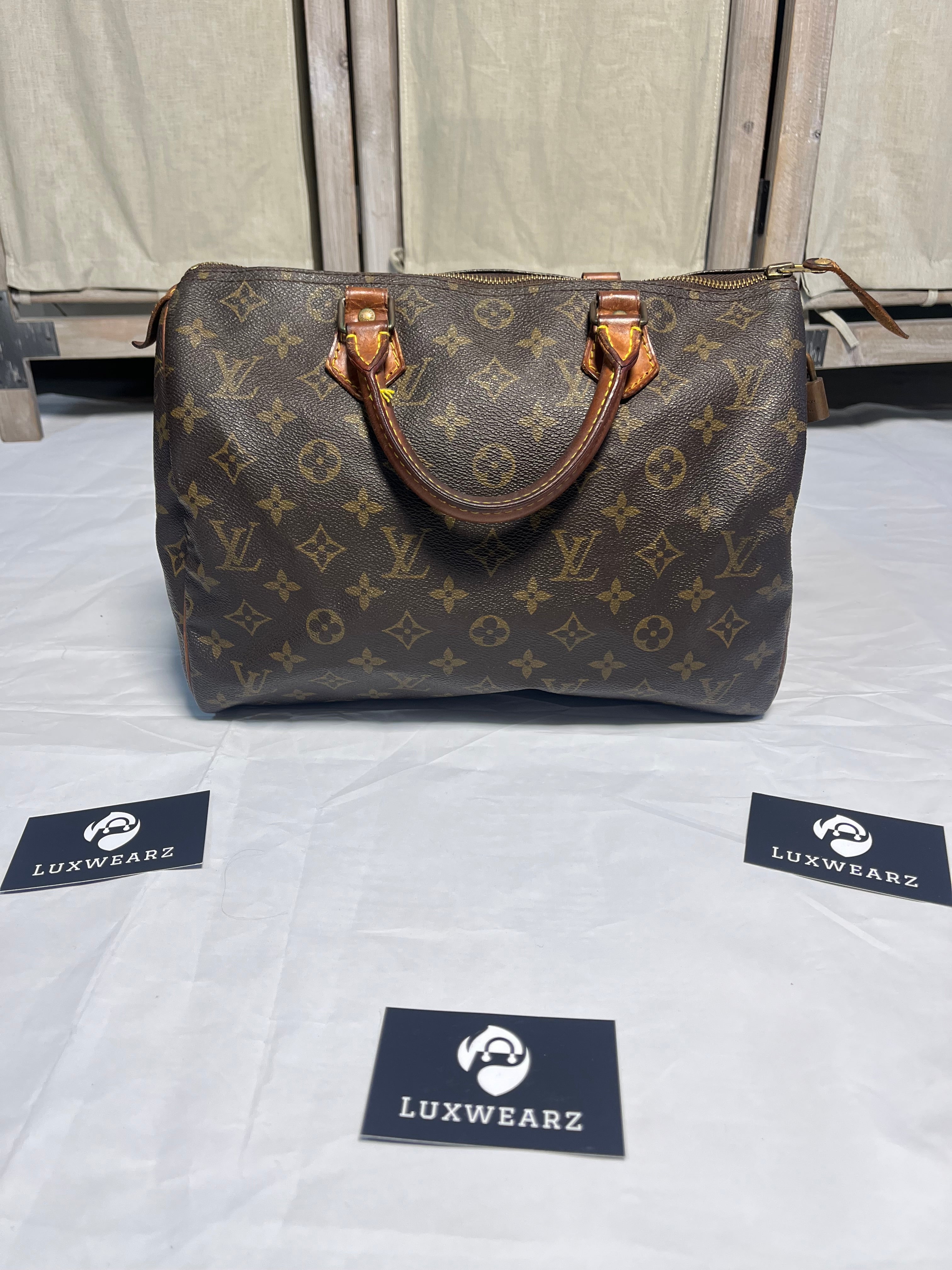 Louis Vuitton Speedy 30