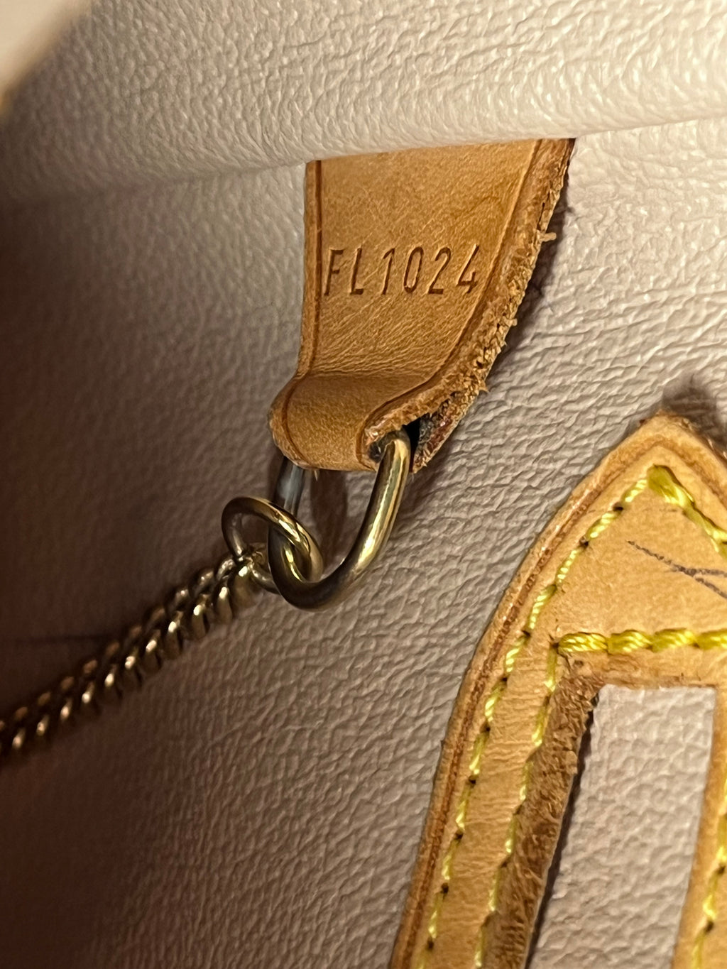 Louis Vuitton Bucket Mini