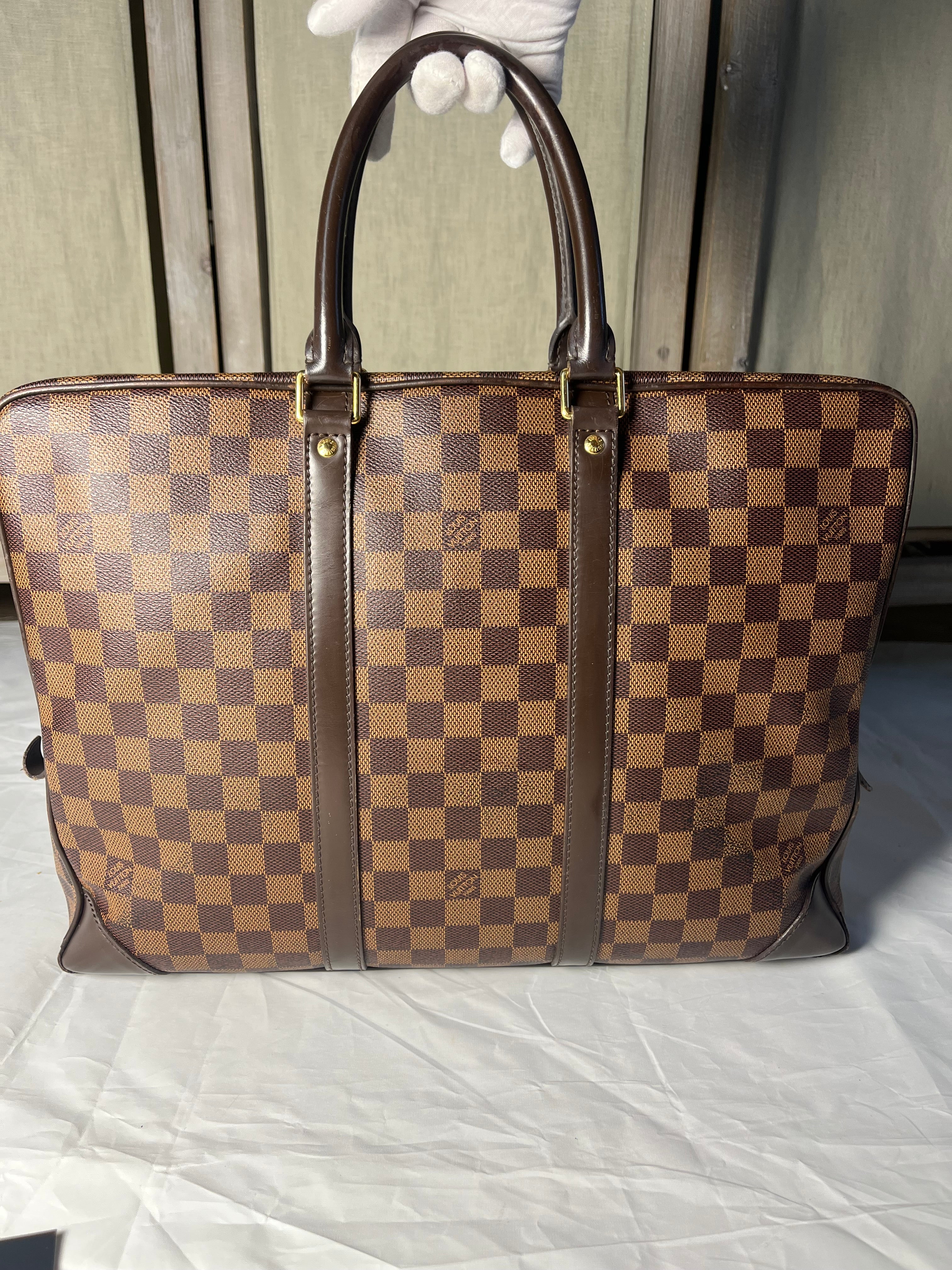 Louis Vuitton Damier Document Voyage