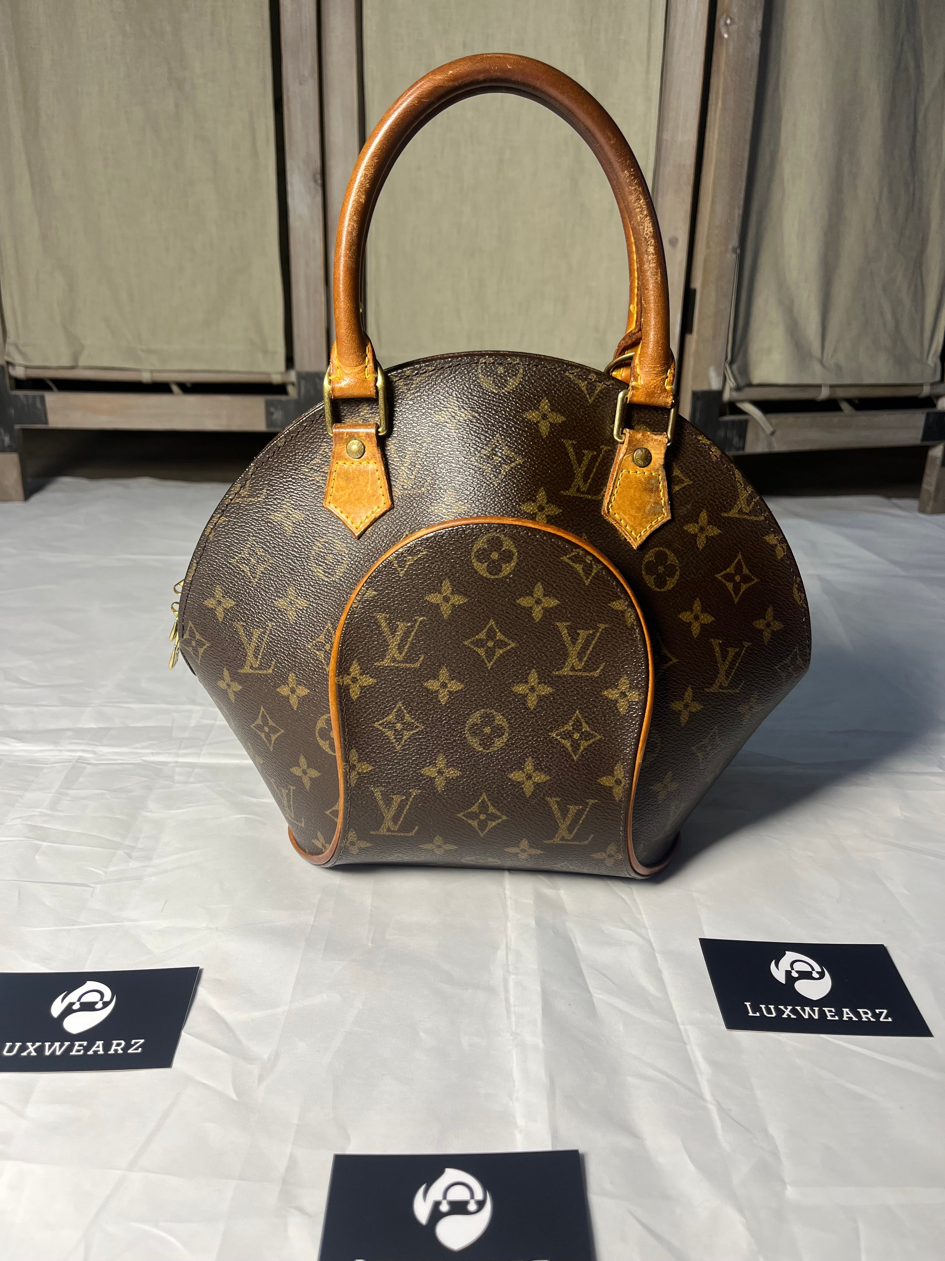 Louis Vuitton Ellipse PM