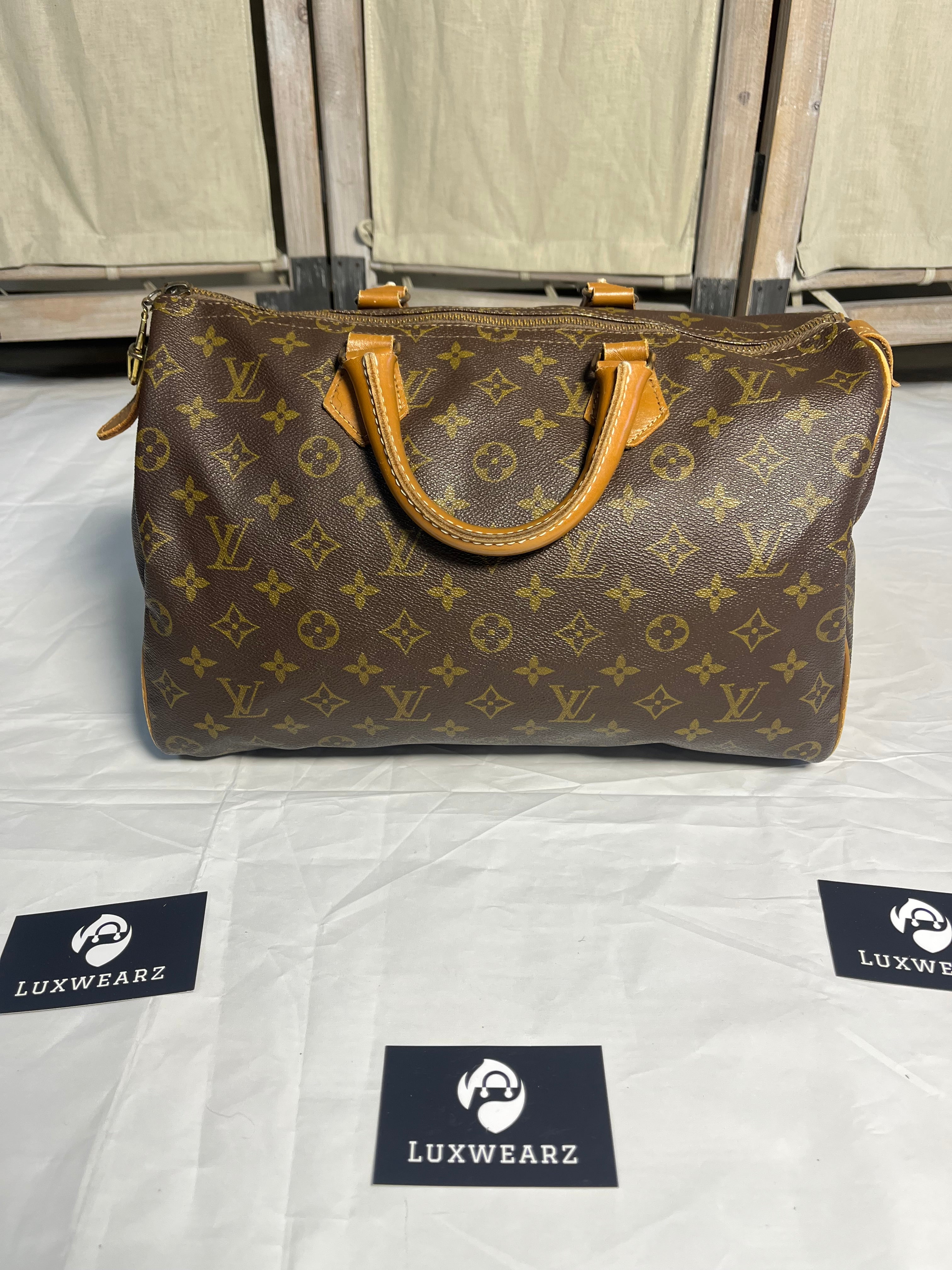 Louis Vuitton Speedy 35