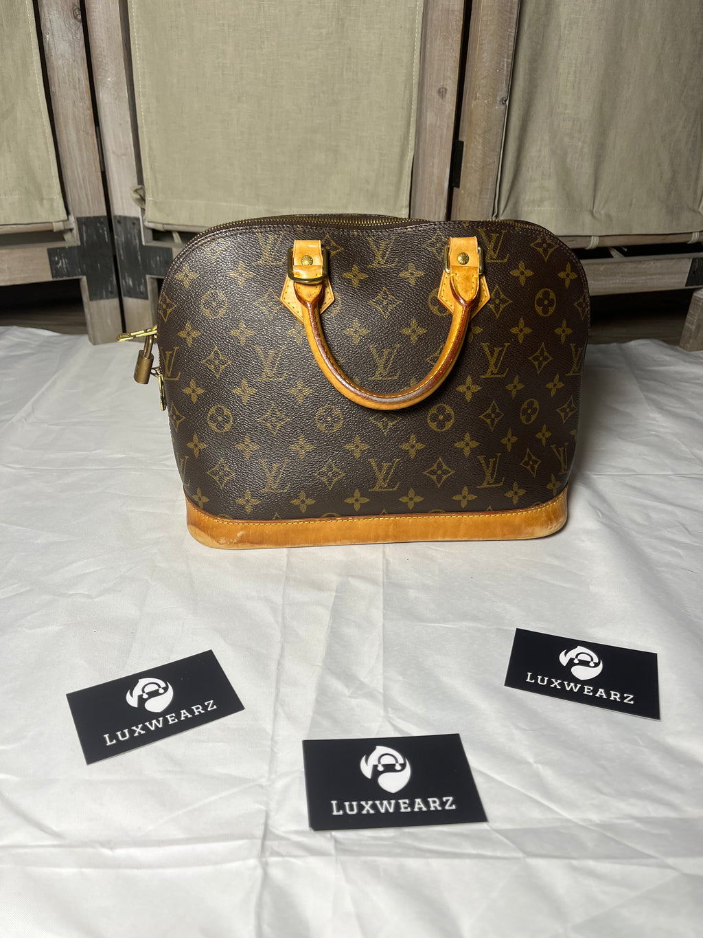 Louis Vuitton Alma