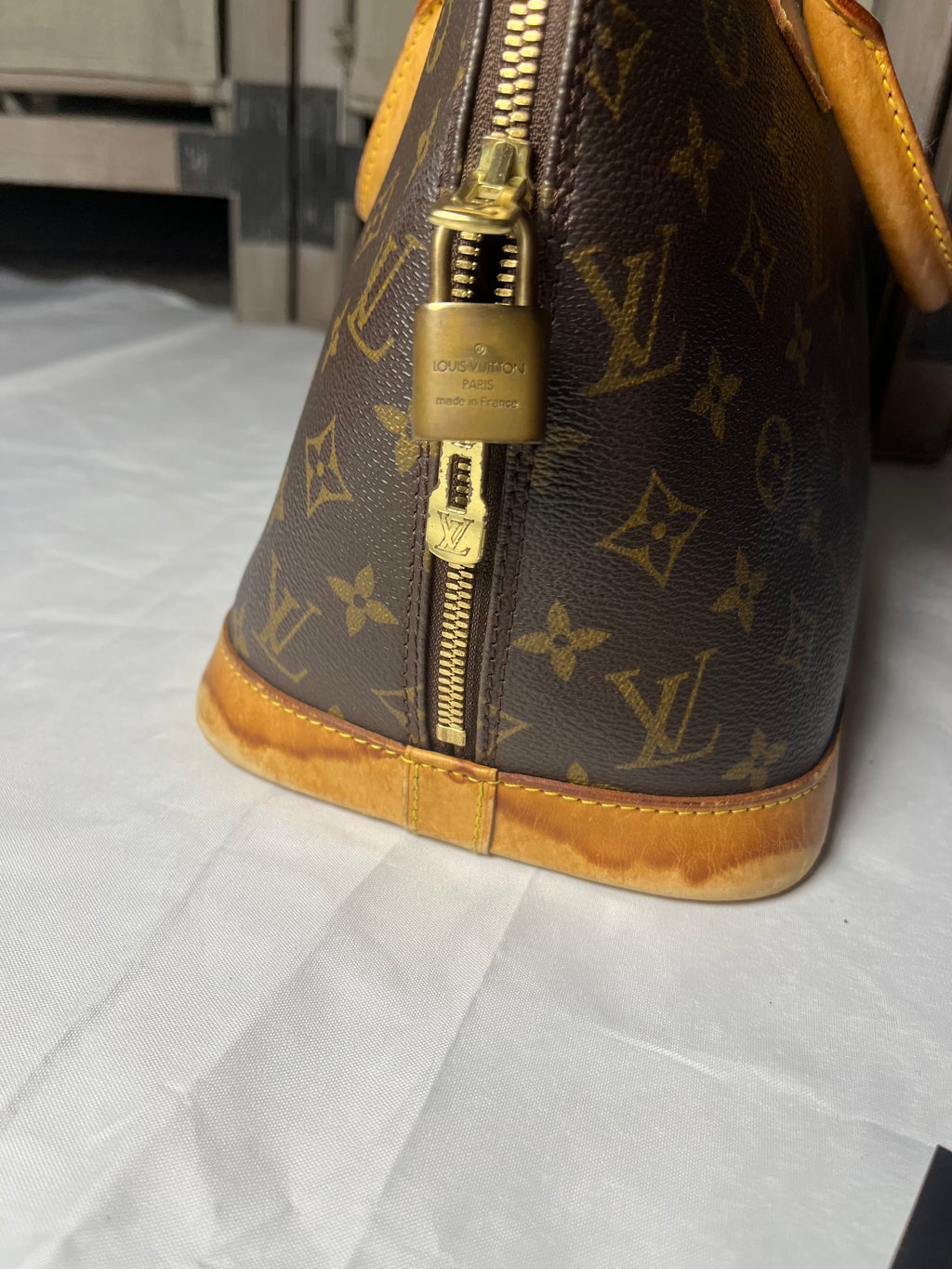 Louis Vuitton Alma