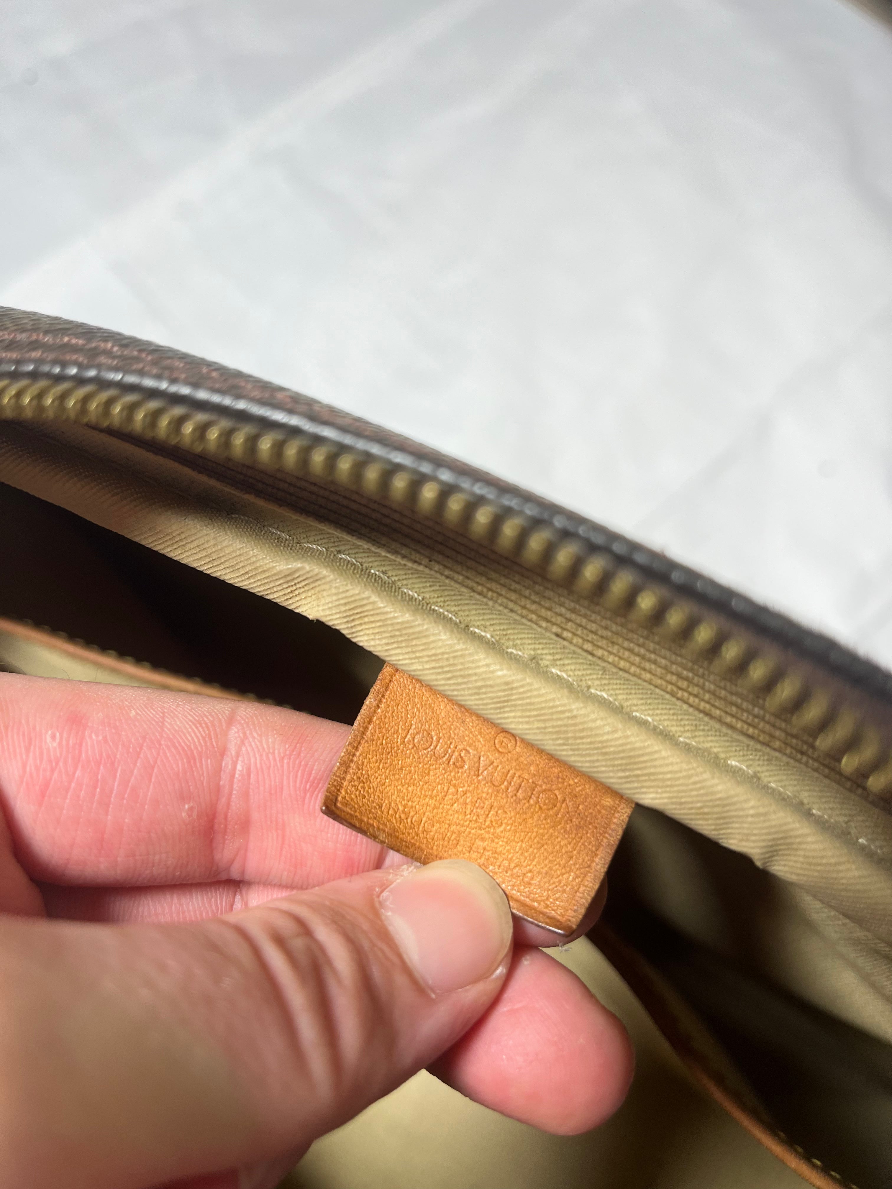 Louis Vuitton Deauville