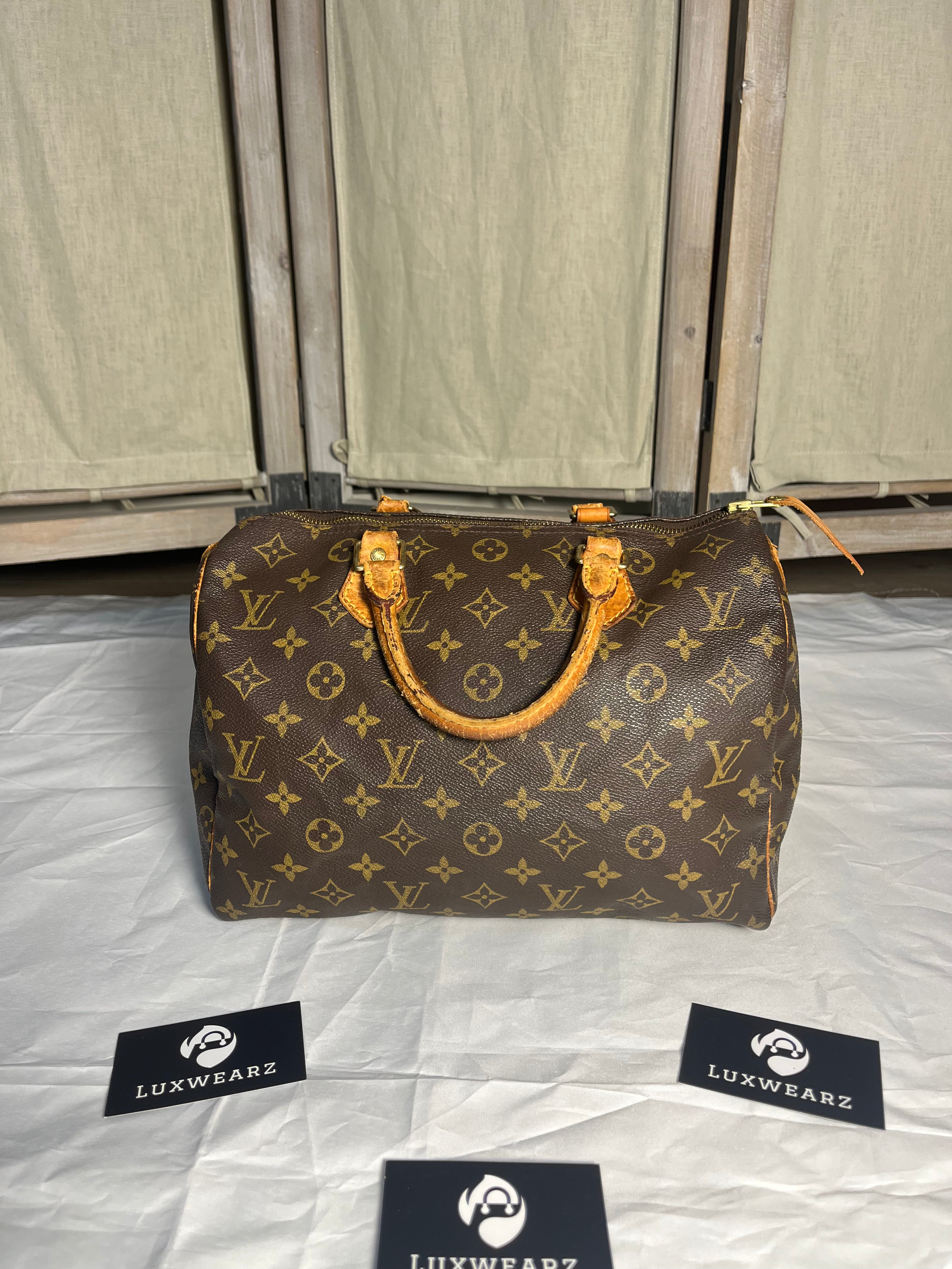 Louis Vuitton Speedy 30