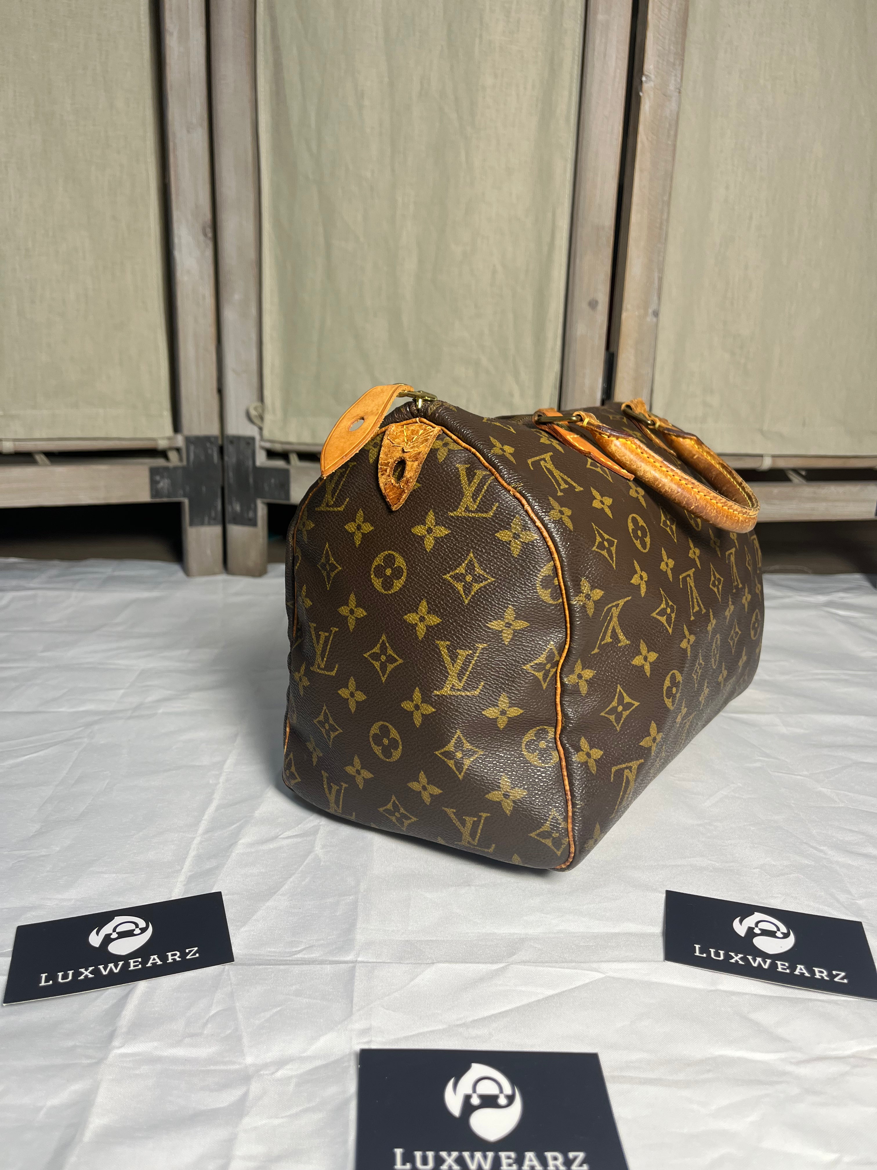 Louis Vuitton Speedy 30