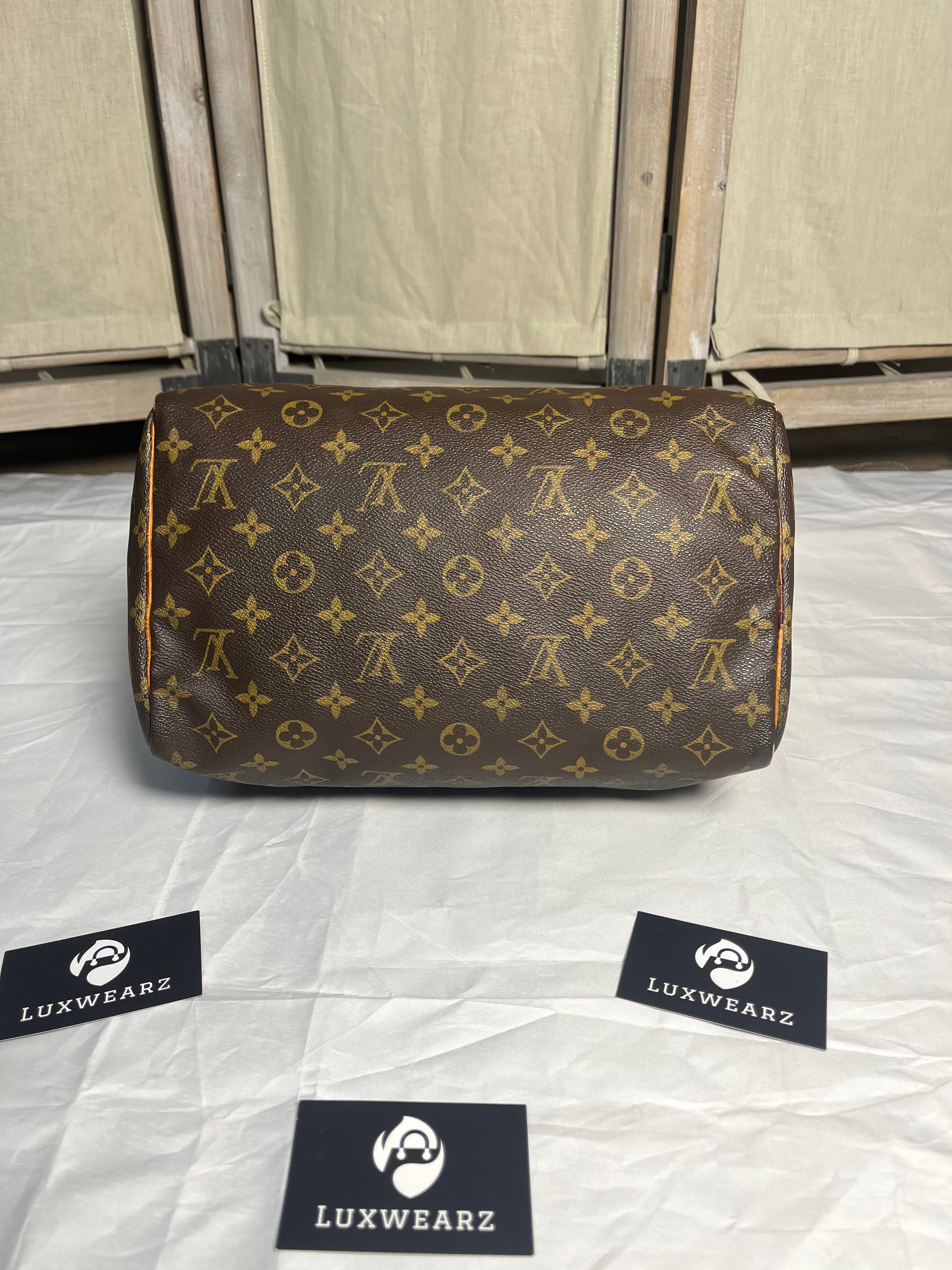 Louis Vuitton Speedy 30