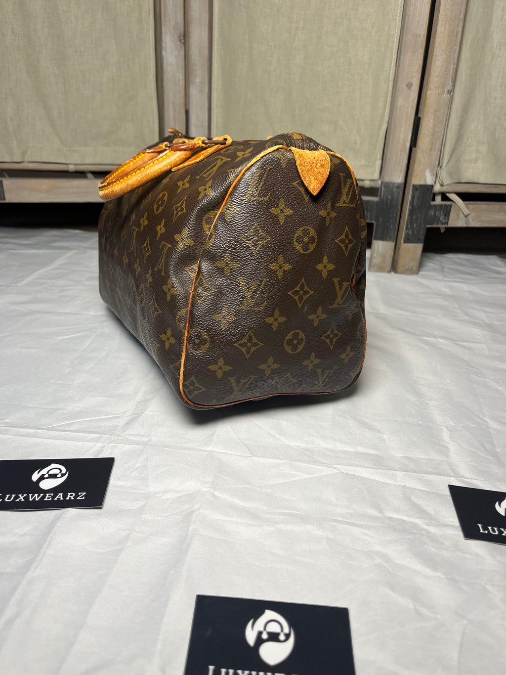 Louis Vuitton Speedy 30