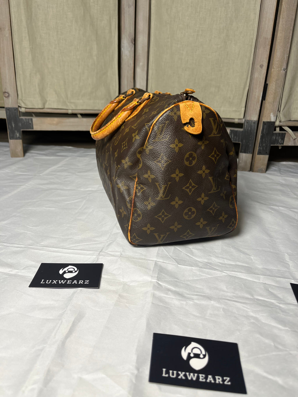 Louis Vuitton Speedy 30
