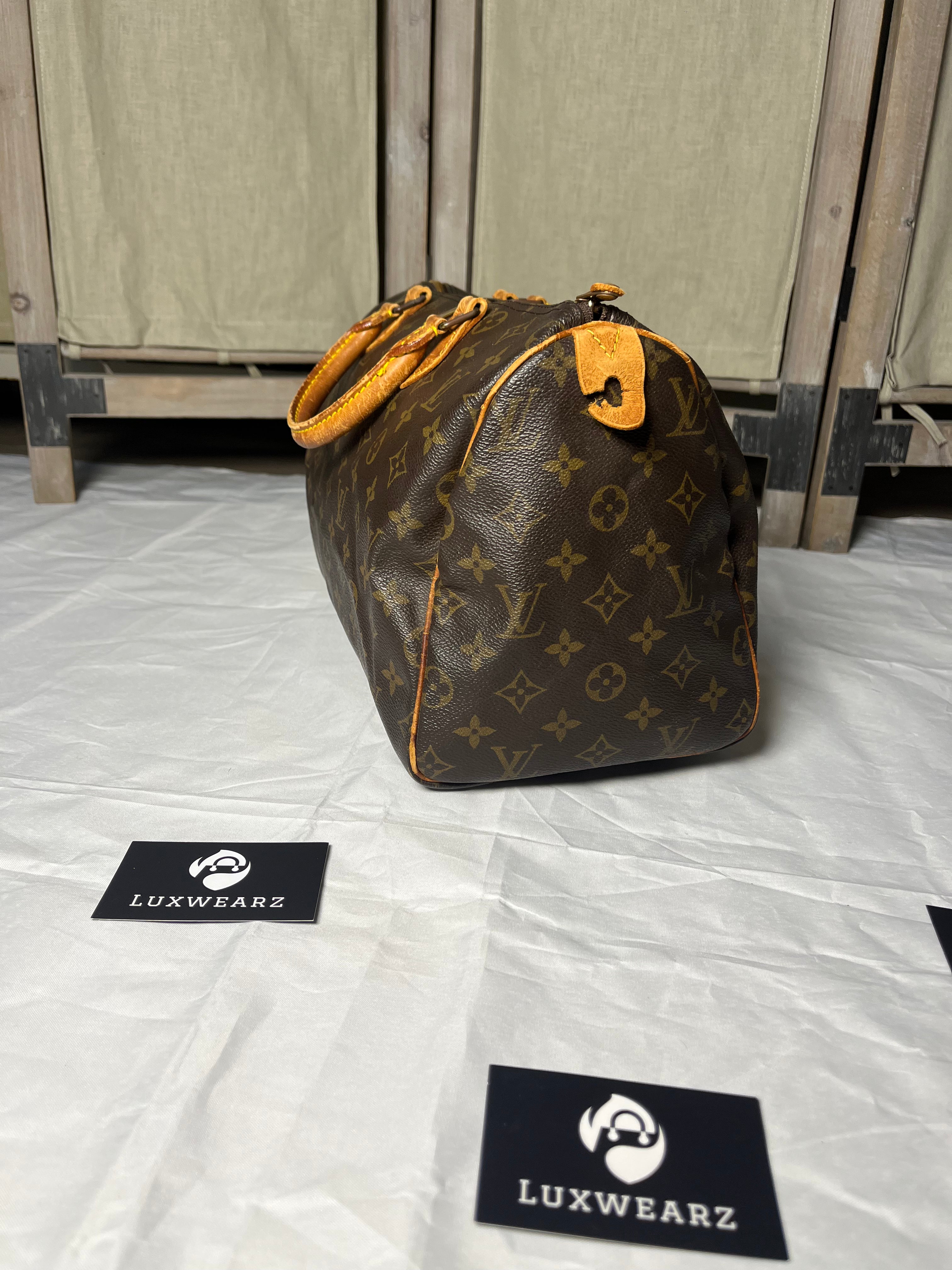 Louis Vuitton Speedy 30