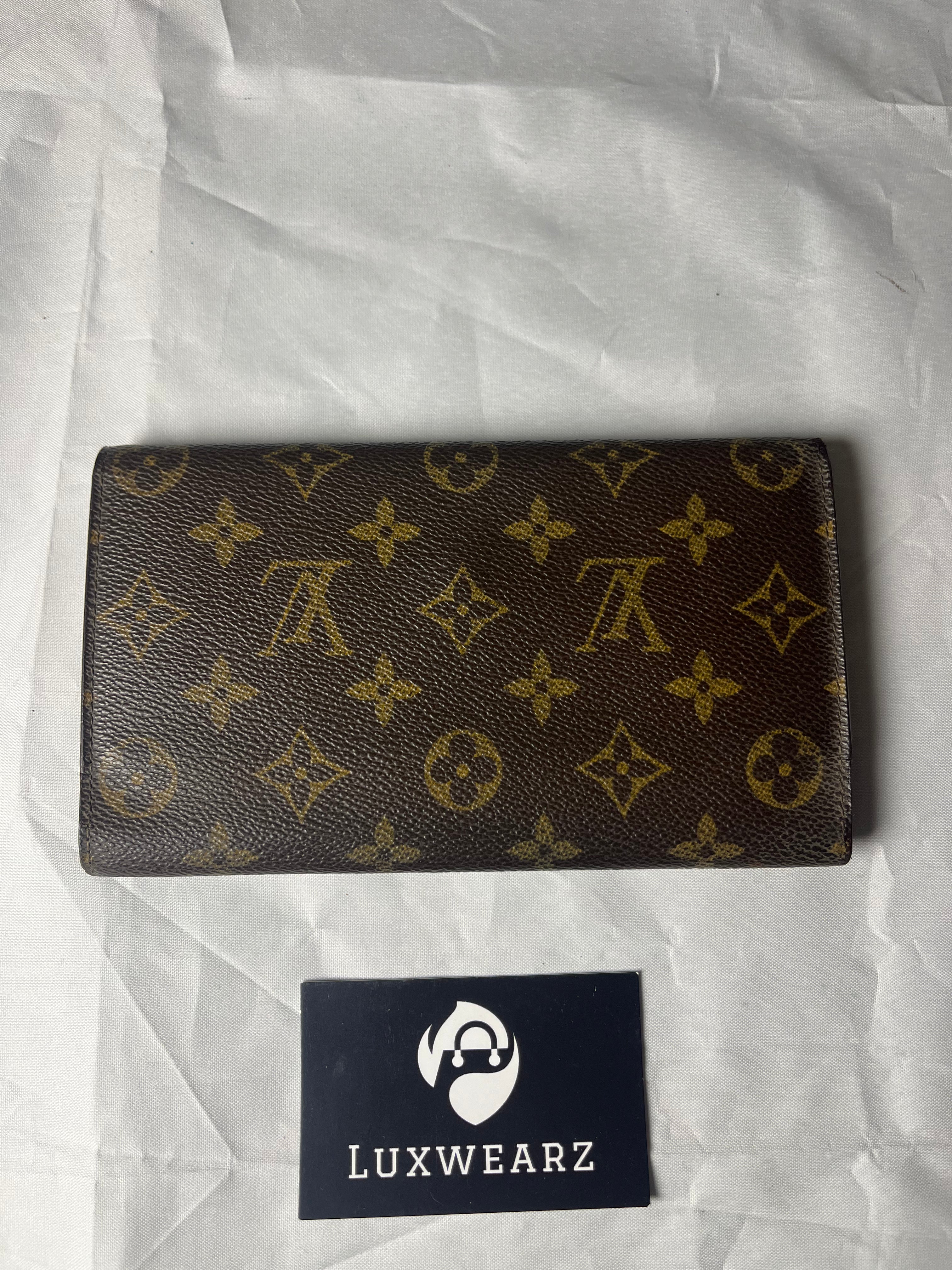 Louis Vuitton Porte Tresor Lommebok